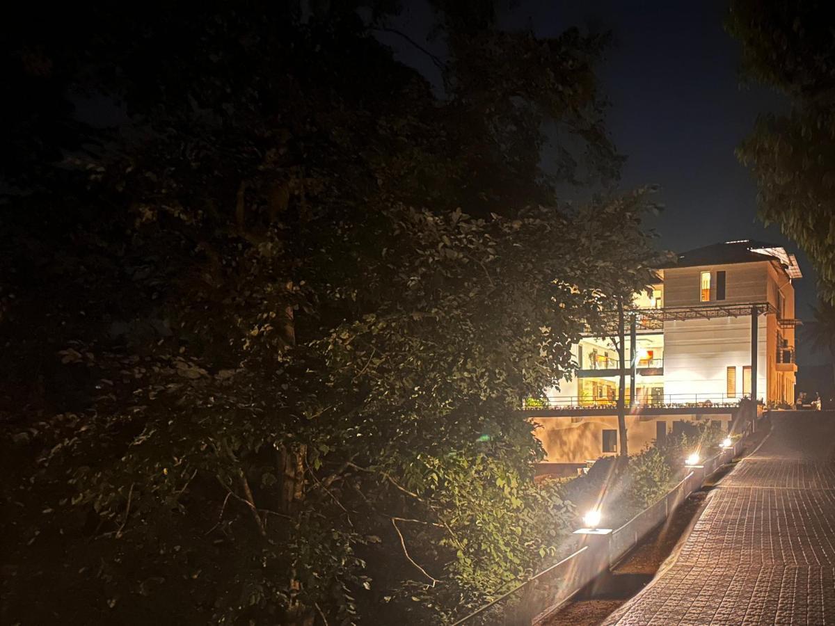 Viceroy Luxury Mountain Resort And Spa Munnar Eksteriør billede