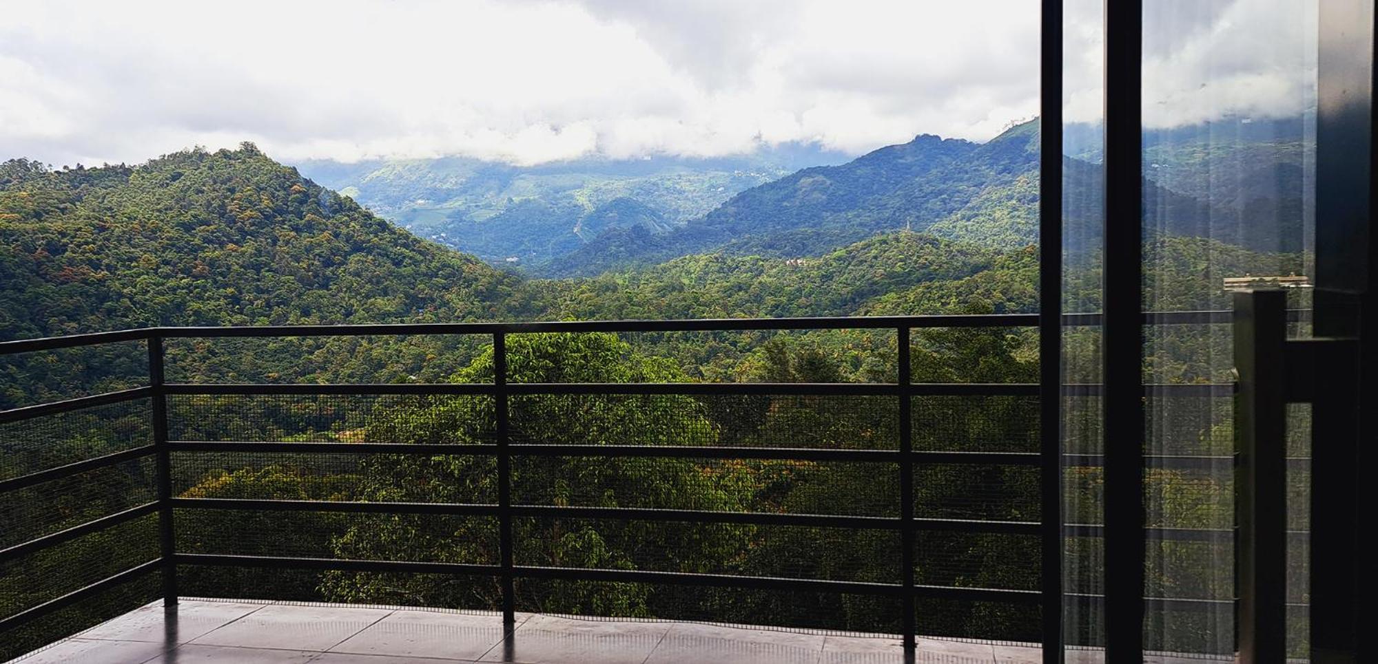 Viceroy Luxury Mountain Resort And Spa Munnar Eksteriør billede