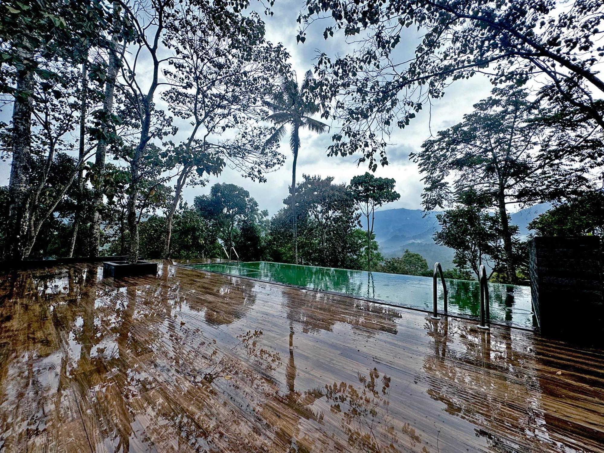 Viceroy Luxury Mountain Resort And Spa Munnar Eksteriør billede
